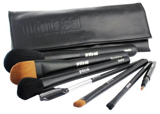 Set of 7 Brushes 249 gr