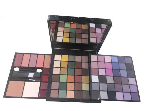 Kit 77 Makeup